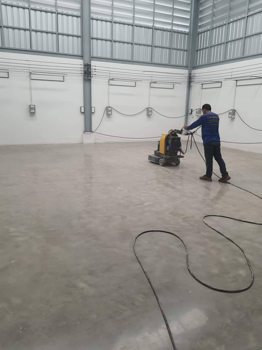 657040.jpg - Crytal floor