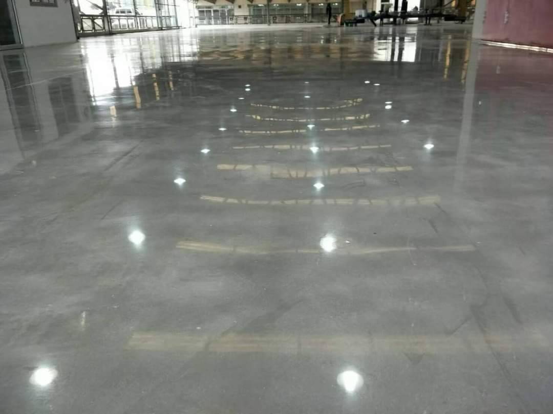 657043.jpg - Crytal floor