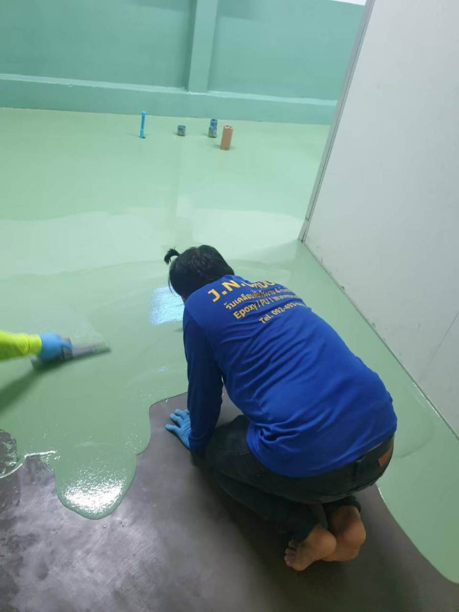 658119.jpg - โครงการ Epoxy Self Leveling Ptt เอกมัย-รามอินทรา