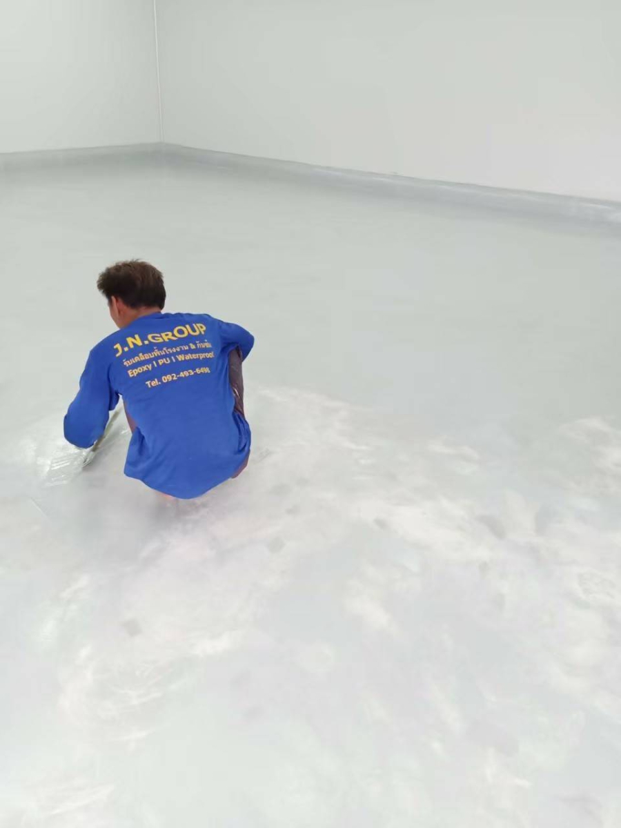 658127.jpg - โครงการ Epoxy Self Leveling Ptt เอกมัย-รามอินทรา